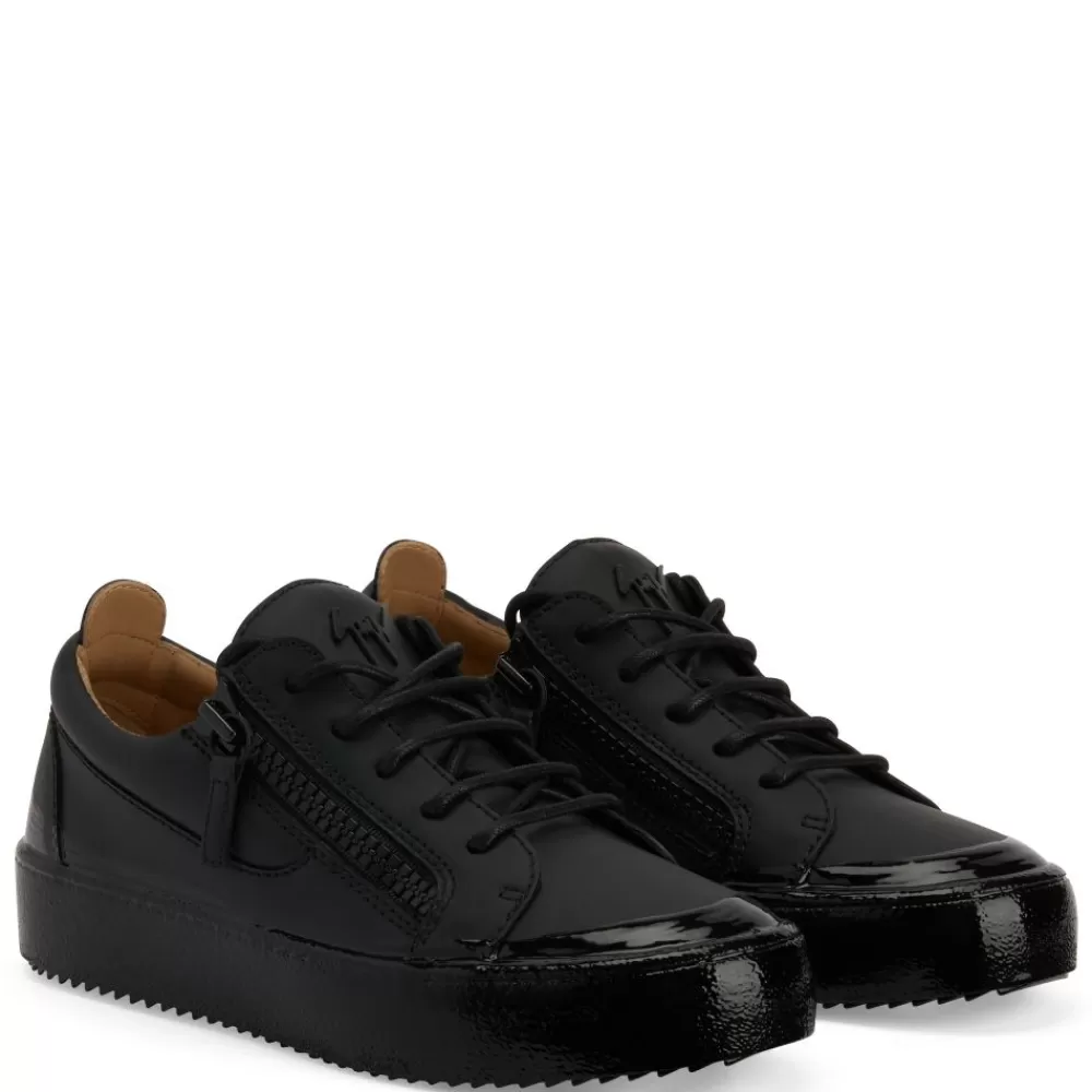 Hombre Giuseppe Zanotti Gail Match